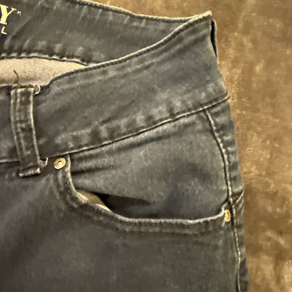 Alloy Apparel Women's Straight Skinny Stretch Denim Blue Dark Wash Size W30 - Picture 8 of 15